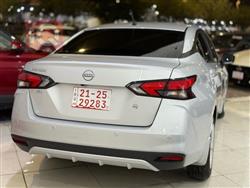 نيسان فيرسا